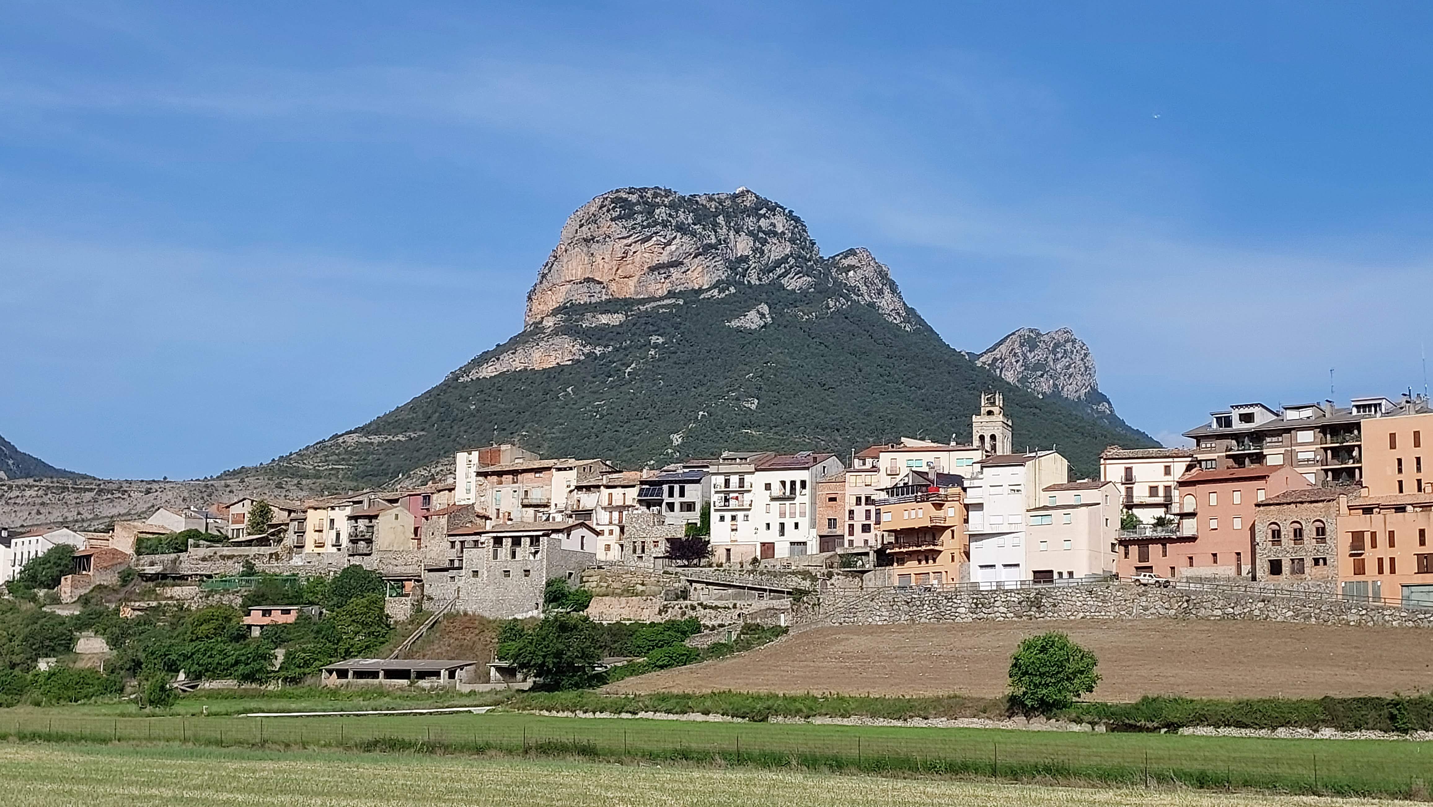 Vista d'Organyà i Santa Fe